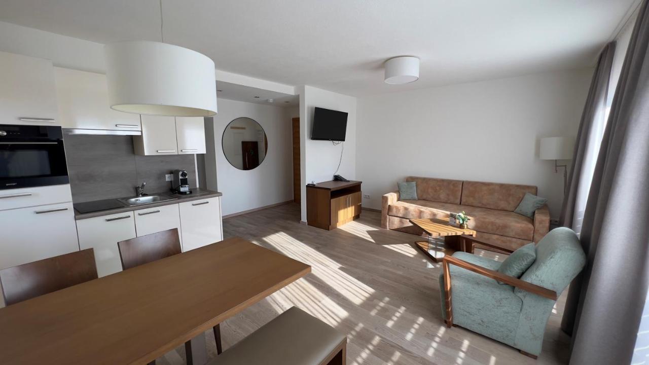 Apartmenthotel 'S Mitterndorf Traunkirchen Exterior foto